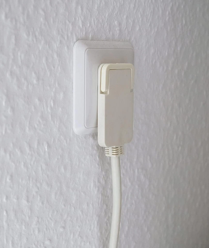 2m Extension Cable with Flat Plug - Plastic Indoor Power Extension Lead - Image 2
