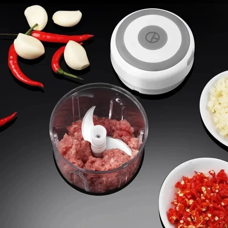 Mini Electric Garlic Chopper 100ml/250ml - USB Rechargeable Onion and Vegetable Chopper - Image 8